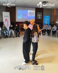 02CHARLA MARISTAS CARRUSEL