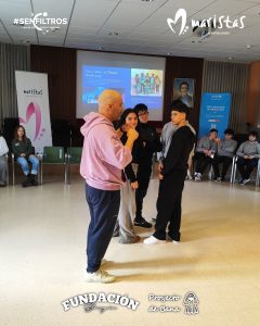 02CHARLA MARISTAS CARRUSEL3