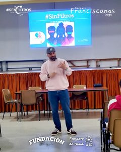 07CHARLA FRANCISCANOS3